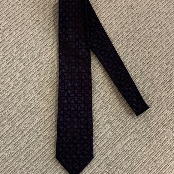 Navy Hugo Boss tie - Picture 5 of 5
